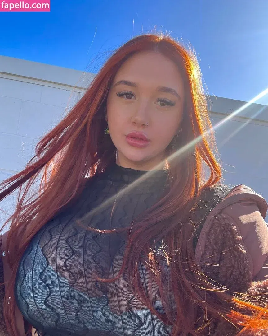 Hayley Aurisch / hailey.aurisch / yellowmonkeys Onlyfans Photo Gallery 