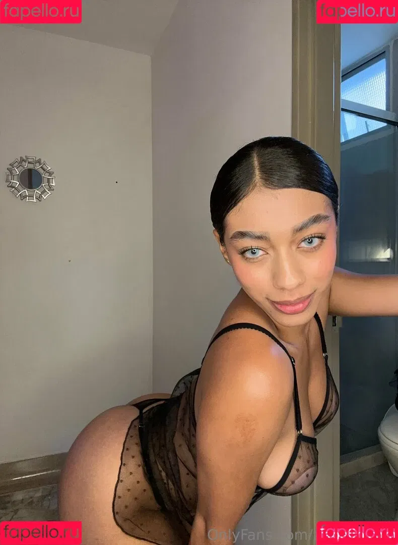 zoeyriveras / zoeyriveras_ Onlyfans Photo Gallery 