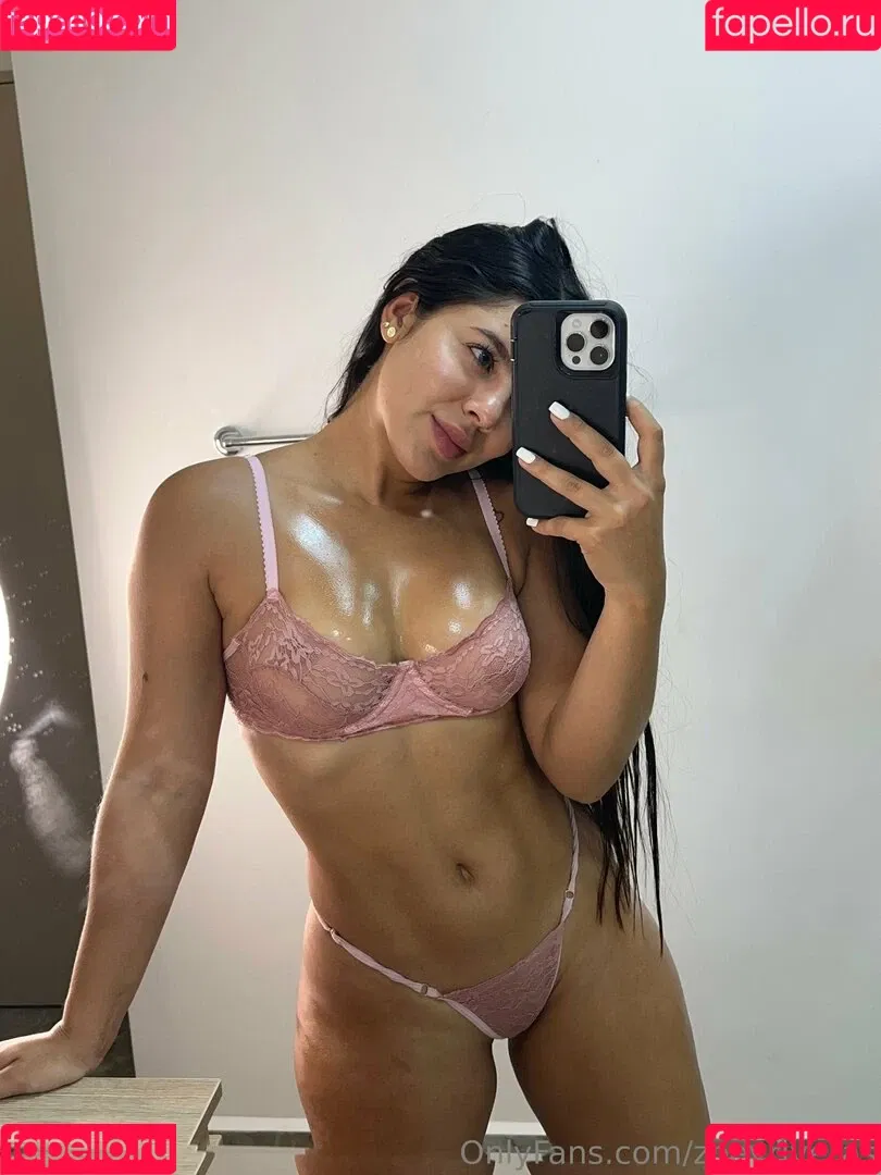 zoeyriveras / zoeyriveras_ Onlyfans Photo Gallery 