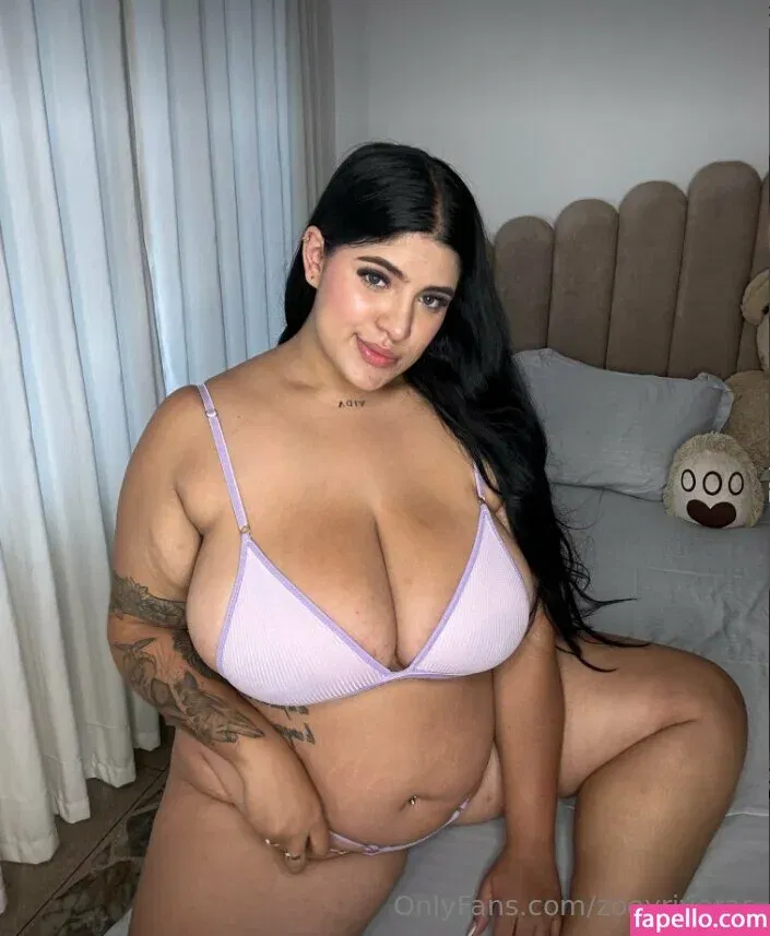 zoeyriveras / zoeyriveras_ Onlyfans Photo Gallery 