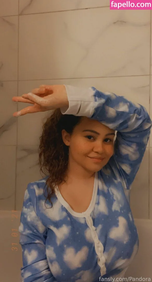 Pandora / pand.orasbox4200 / pandorasbox2000 Onlyfans Photo Gallery 