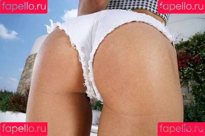 Veronica Leal / VeronicaLealoff / veroleal / veronicalealx Onlyfans Photo Gallery 