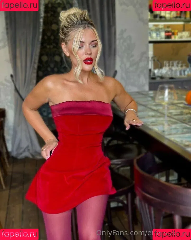Emily / emmilee.xx Onlyfans Photo Gallery 