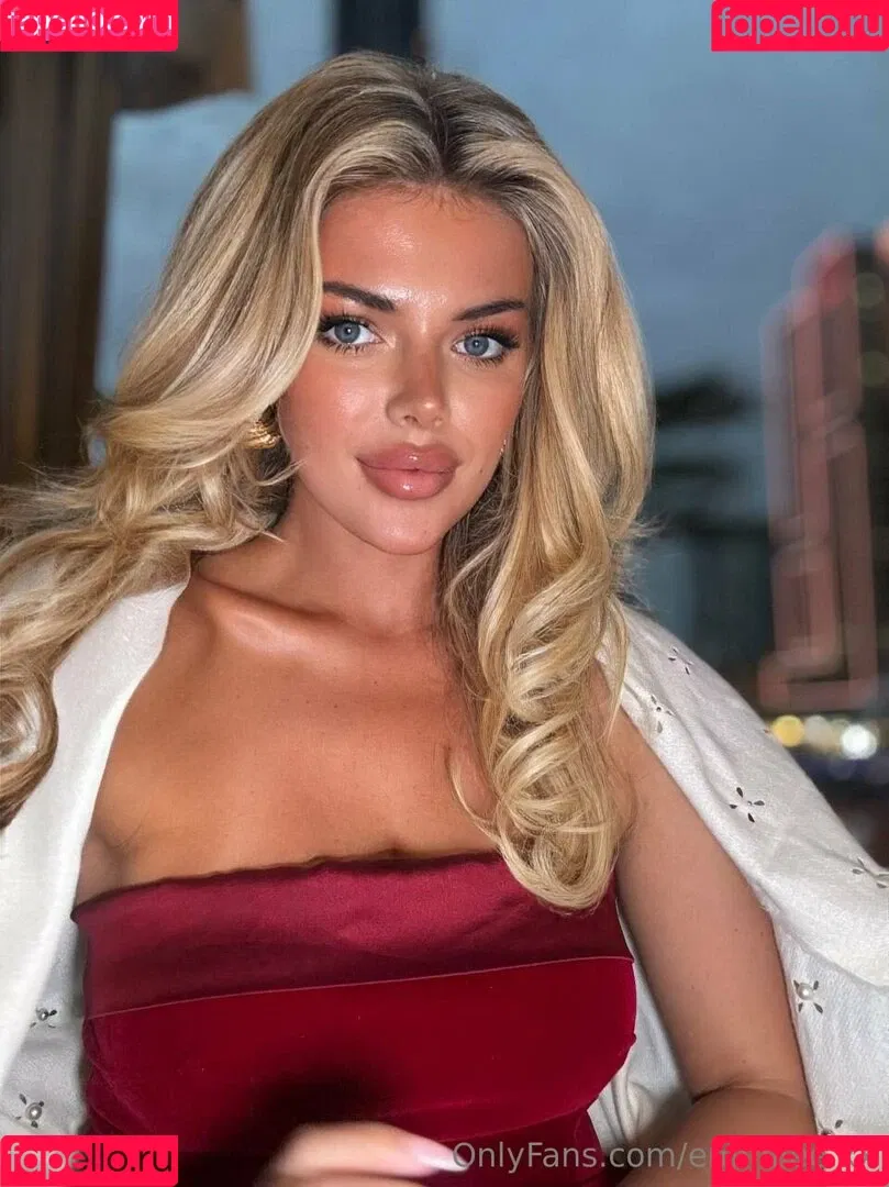 Emily / emmilee.xx Onlyfans Photo Gallery 
