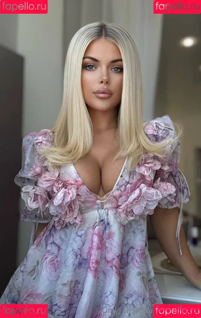Emily / emmilee.xx Onlyfans Photo Gallery 