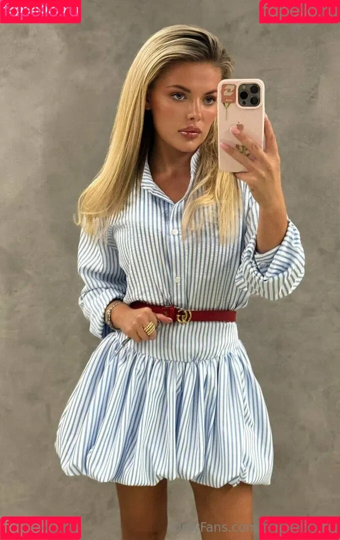 Emily / emmilee.xx Onlyfans Photo Gallery 