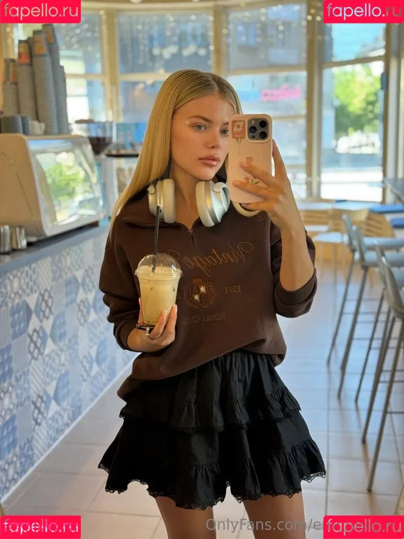 Emily / emmilee.xx Onlyfans Photo Gallery 