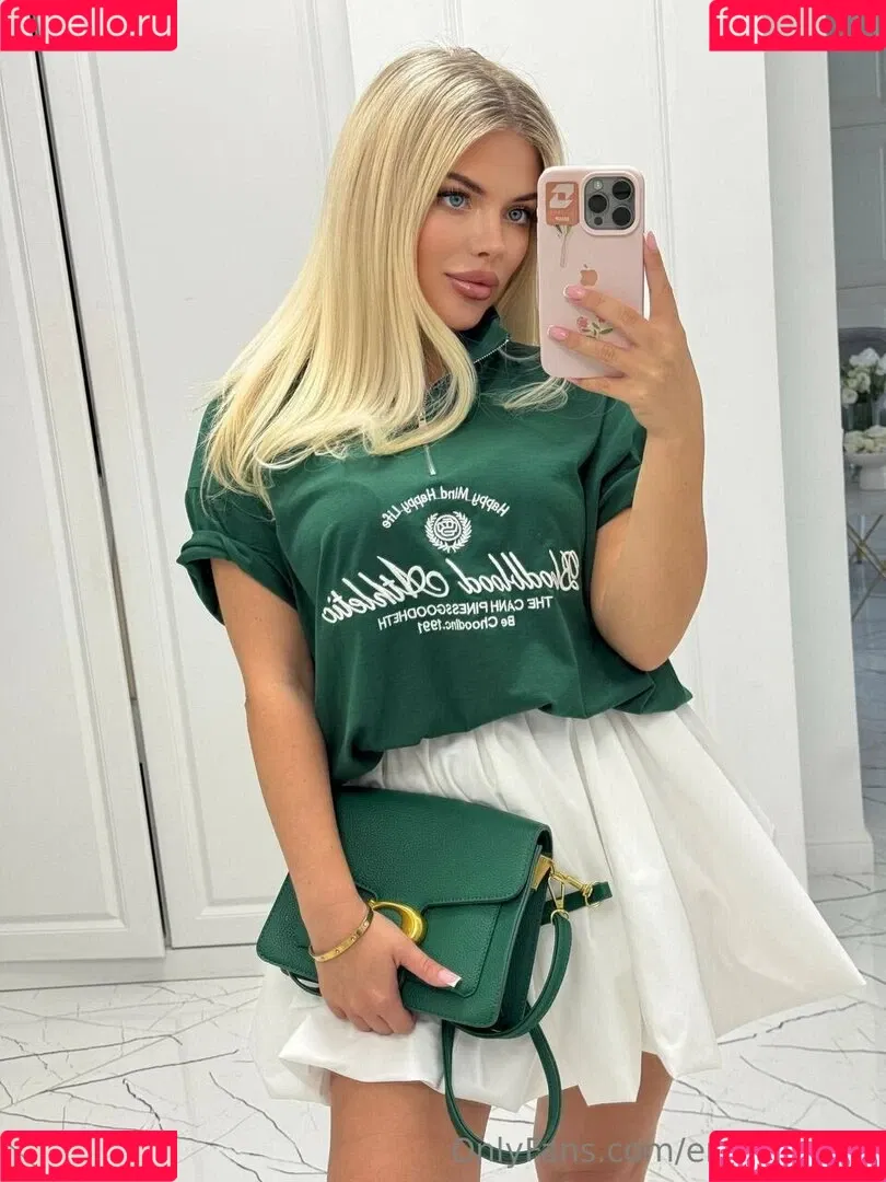 Emily / emmilee.xx Onlyfans Photo Gallery 