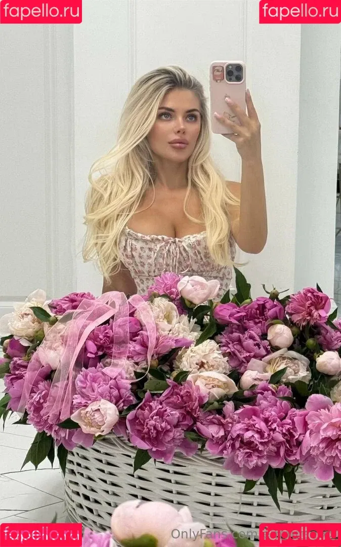 Emily / emmilee.xx Onlyfans Photo Gallery 
