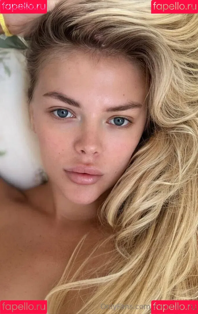Emily / emmilee.xx Onlyfans Photo Gallery 