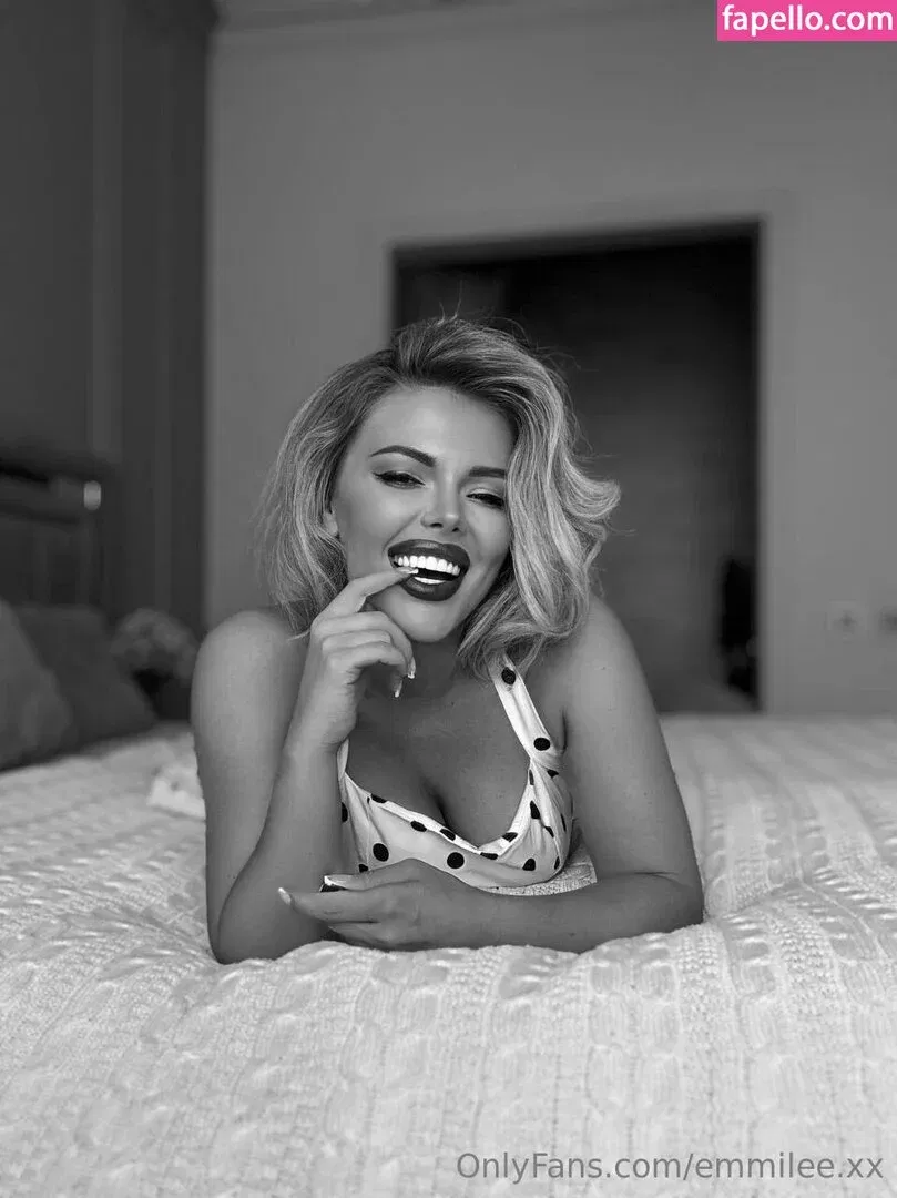 Emily / emmilee.xx Onlyfans Photo Gallery 