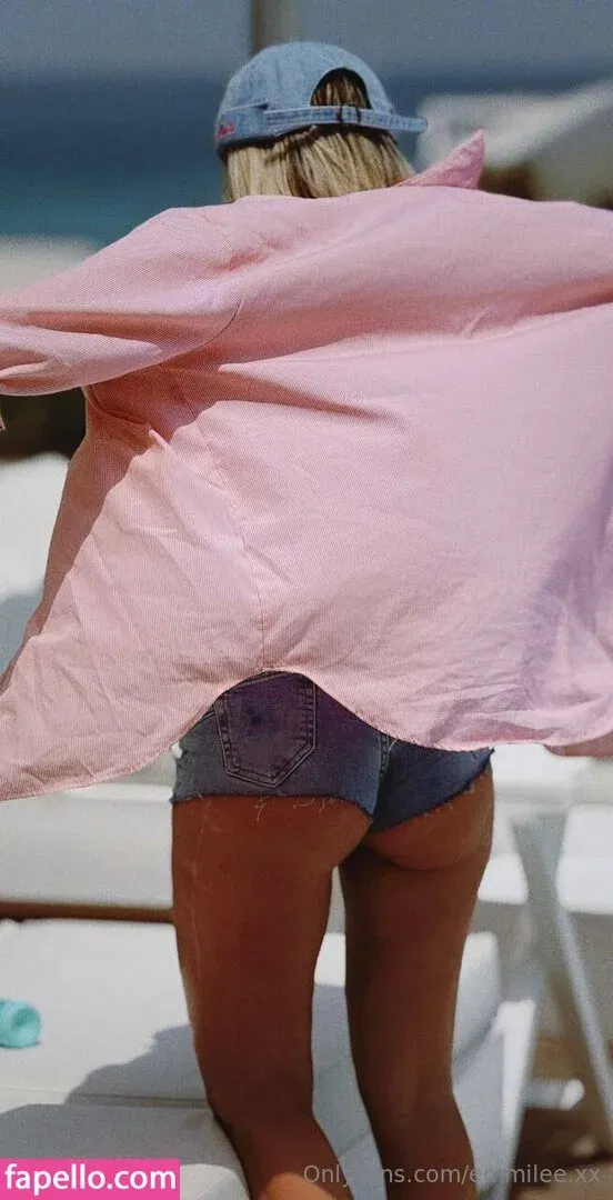 Emily / emmilee.xx Onlyfans Photo Gallery 