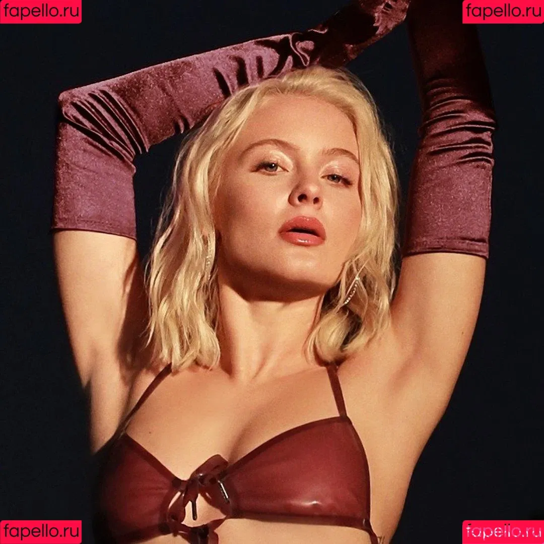 Zara Larsson / zaralarsson Onlyfans Photo Gallery 