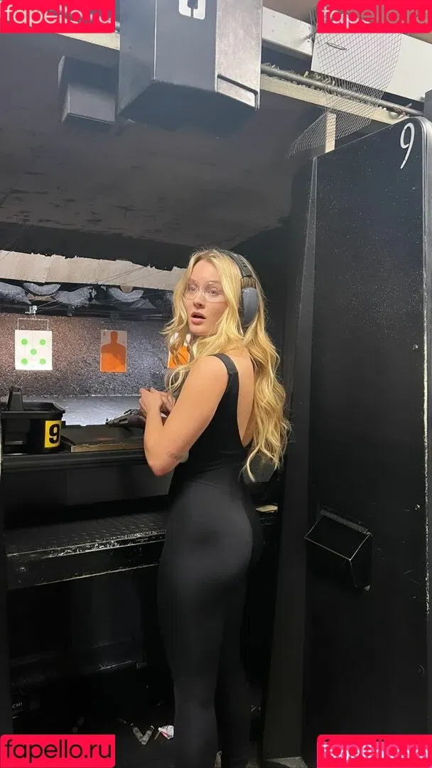 Zara Larsson / zaralarsson Onlyfans Photo Gallery 