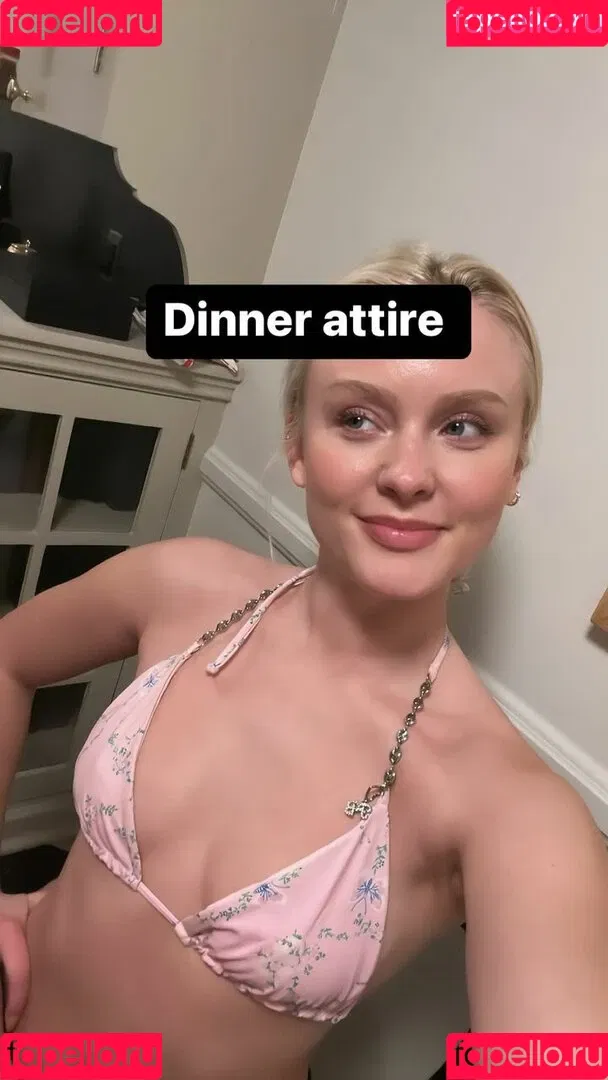 Zara Larsson / zaralarsson Onlyfans Photo Gallery 