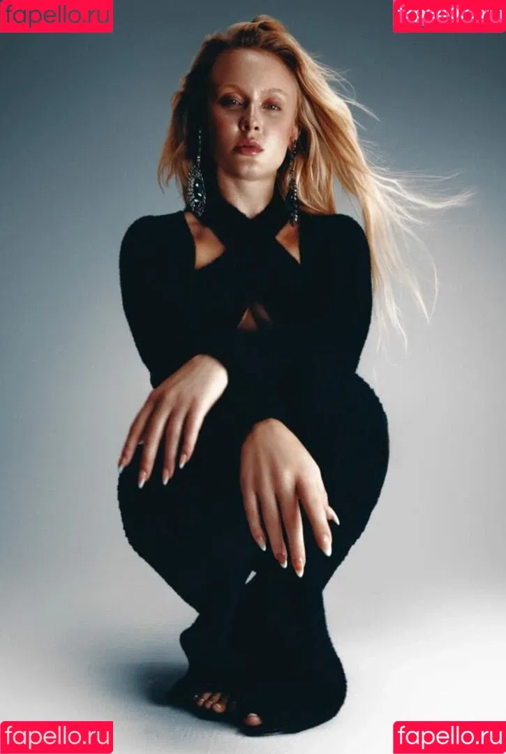 Zara Larsson / zaralarsson Onlyfans Photo Gallery 