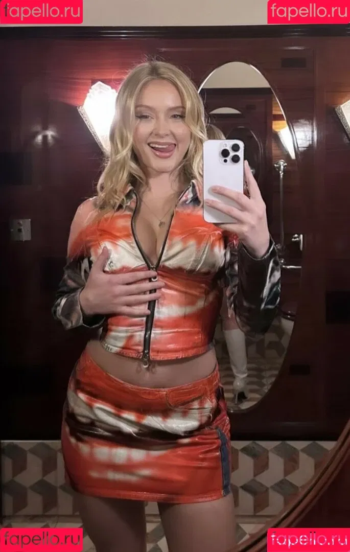 Zara Larsson / zaralarsson Onlyfans Photo Gallery 