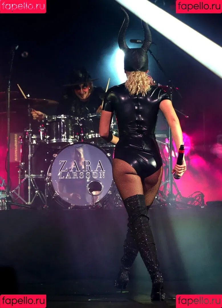 Zara Larsson / zaralarsson Onlyfans Photo Gallery 