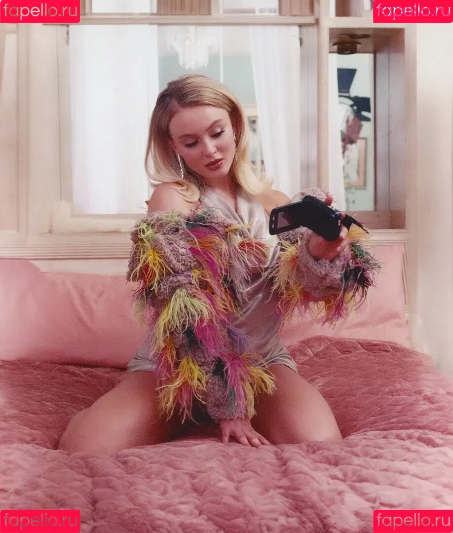 Zara Larsson / zaralarsson Onlyfans Photo Gallery 