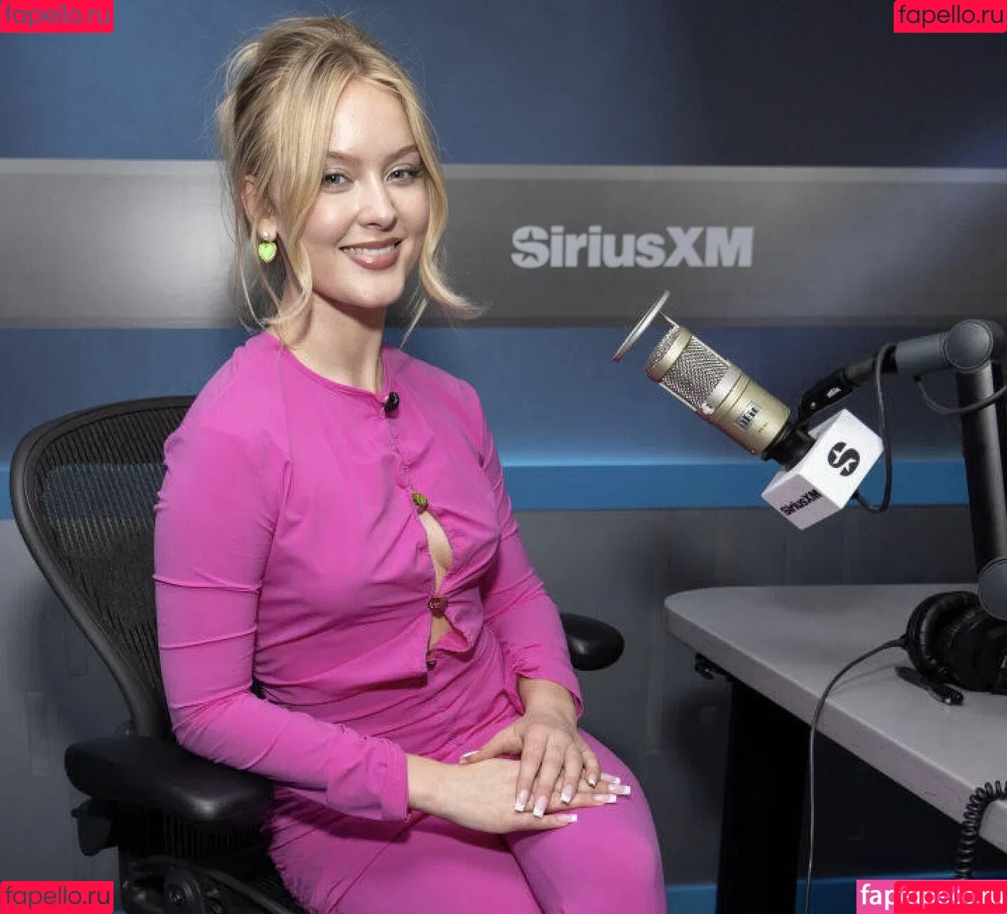Zara Larsson / zaralarsson Onlyfans Photo Gallery 