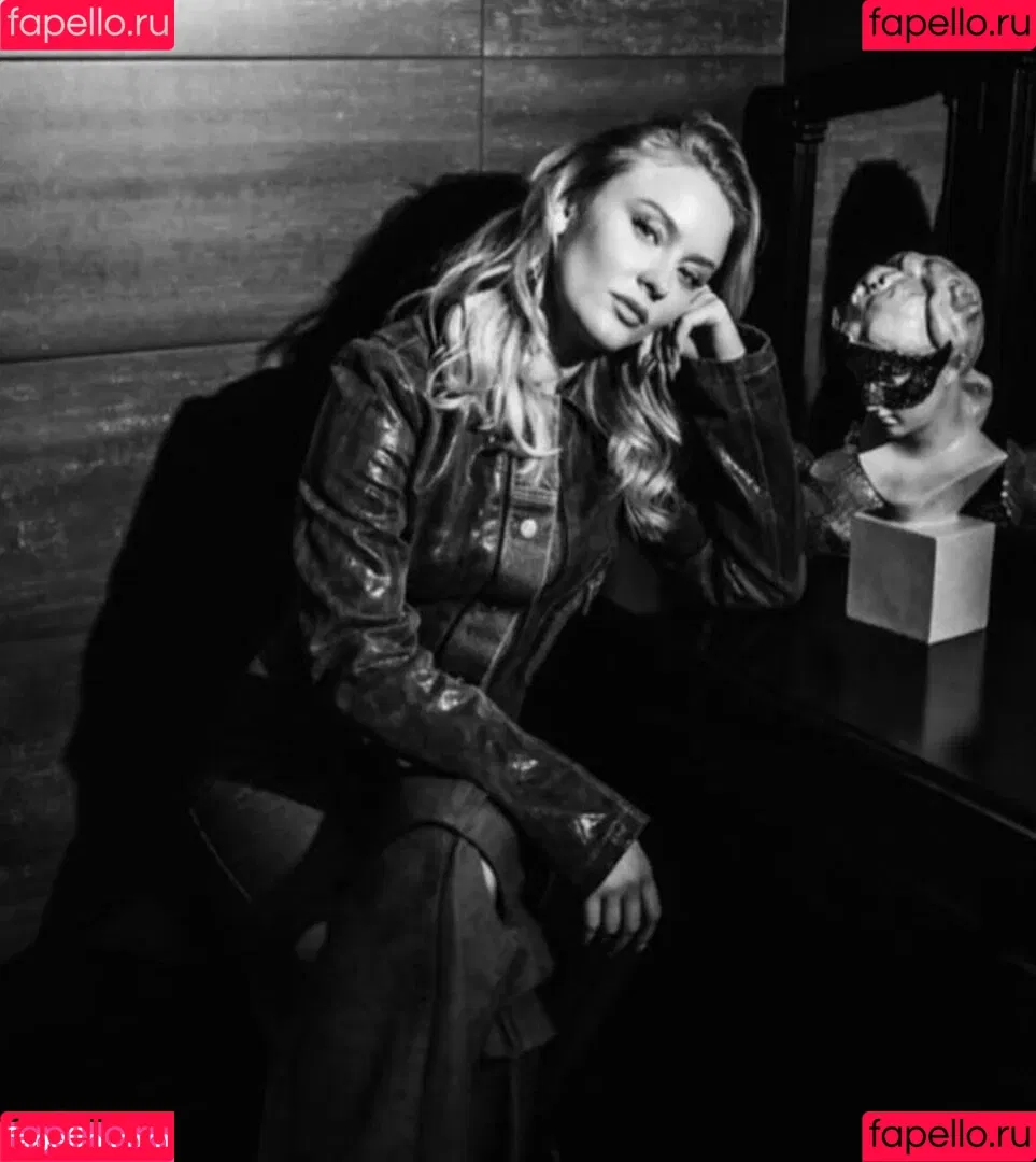 Zara Larsson / zaralarsson Onlyfans Photo Gallery 