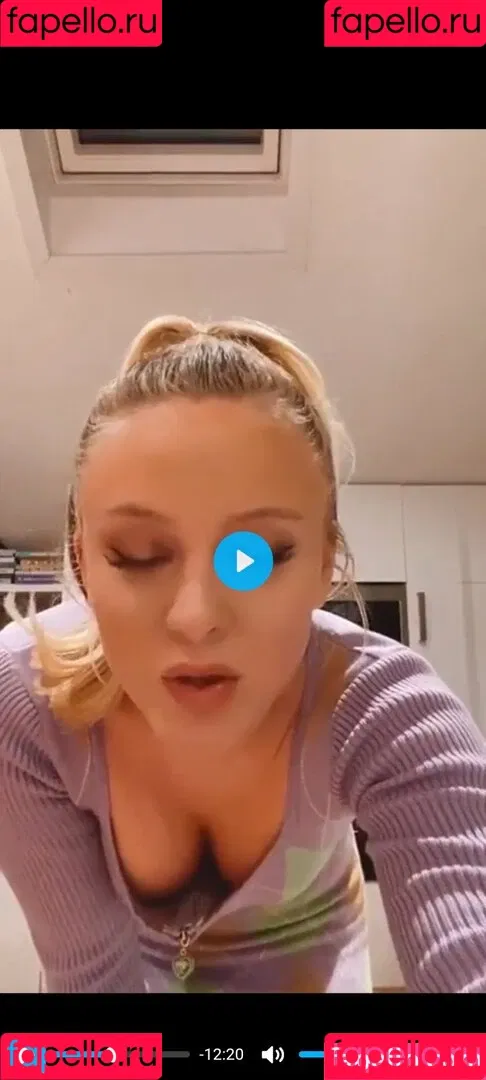 Zara Larsson / zaralarsson Onlyfans Photo Gallery 