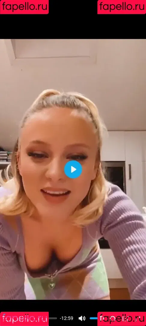 Zara Larsson / zaralarsson Onlyfans Photo Gallery 