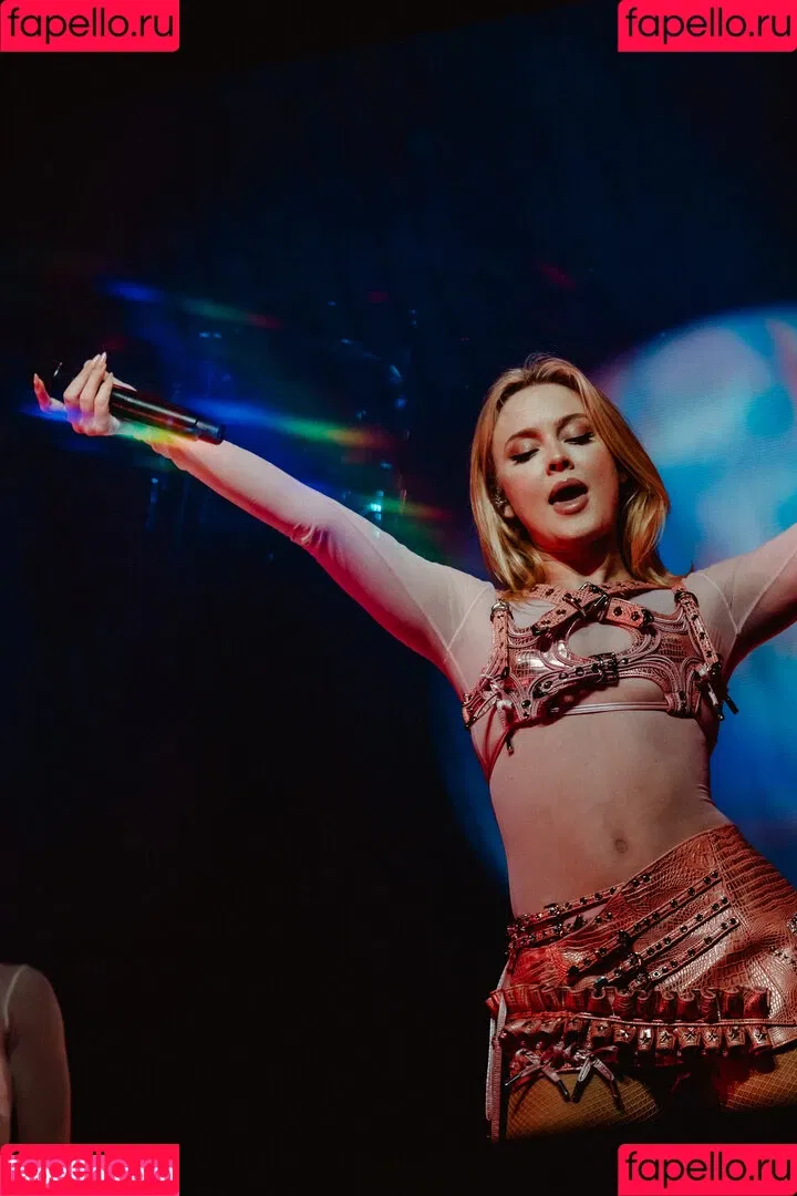 Zara Larsson / zaralarsson Onlyfans Photo Gallery 