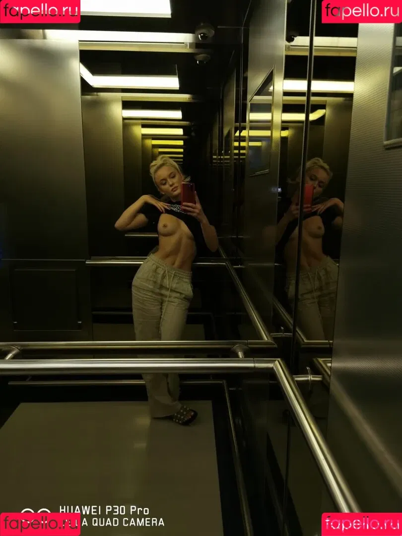Zara Larsson / zaralarsson Onlyfans Photo Gallery 