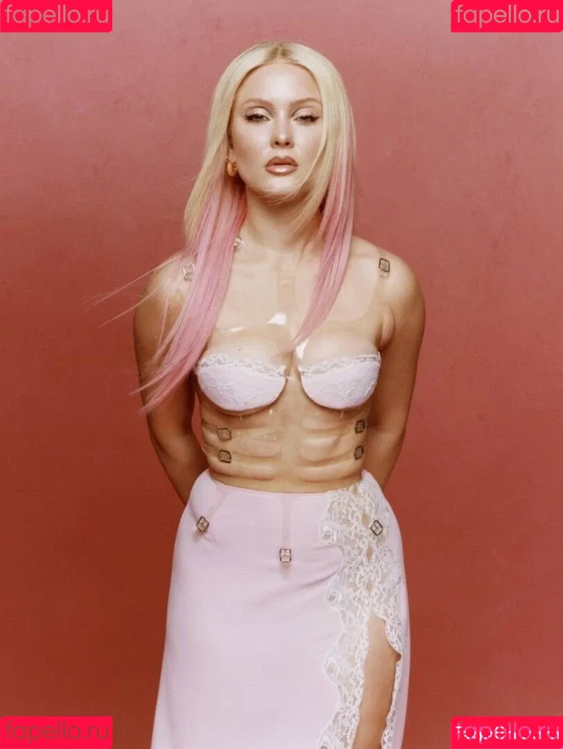 Zara Larsson / zaralarsson Onlyfans Photo Gallery 