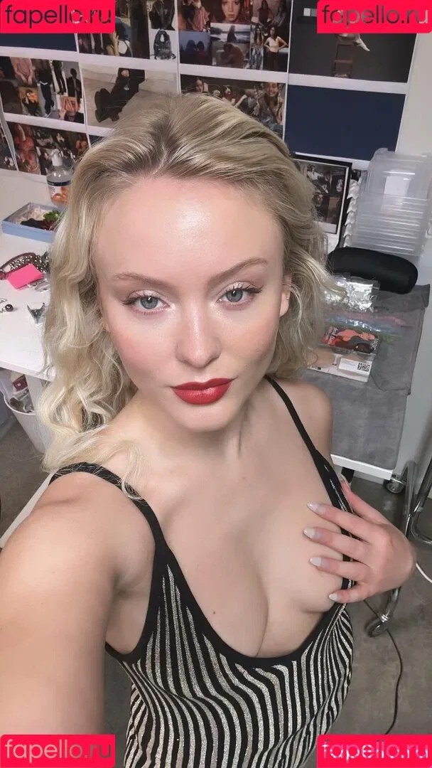 Zara Larsson / zaralarsson Onlyfans Photo Gallery 