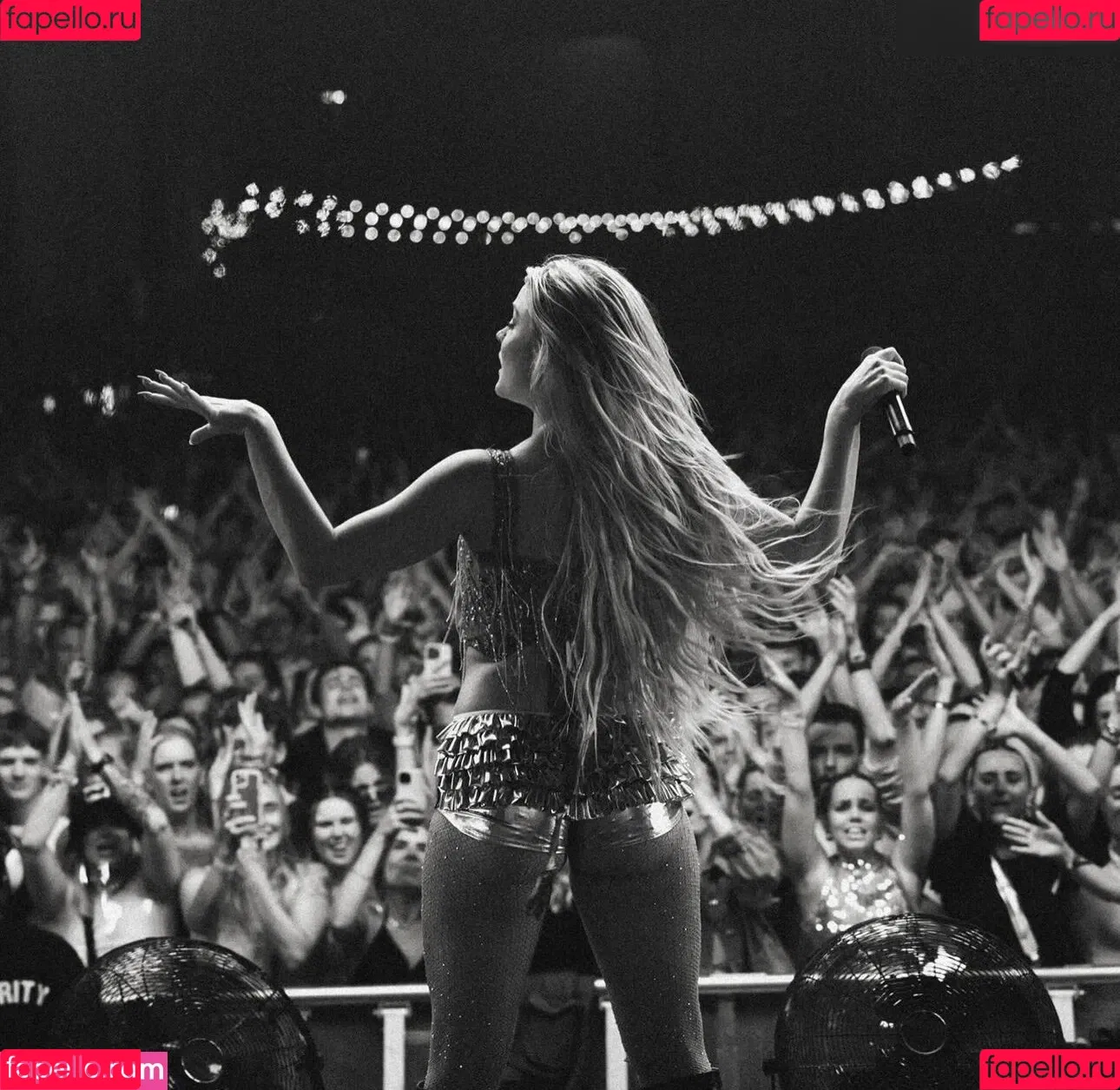 Zara Larsson / zaralarsson Onlyfans Photo Gallery 