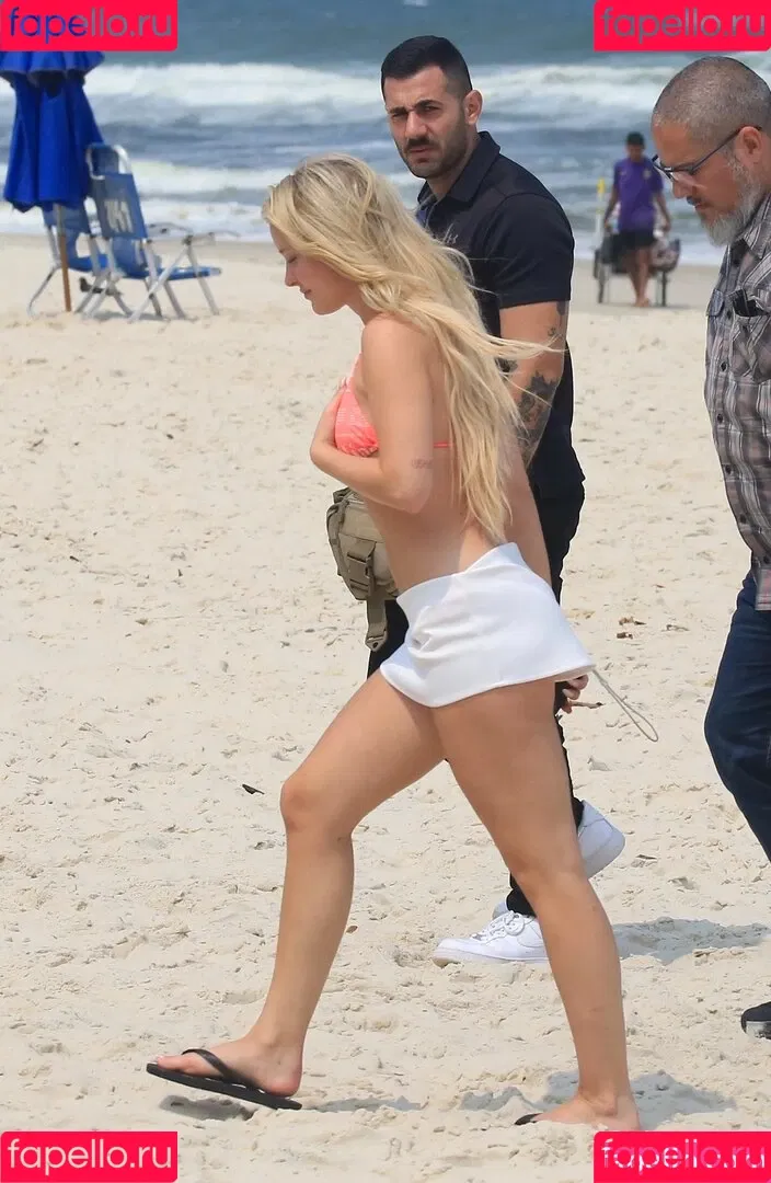 Zara Larsson / zaralarsson Onlyfans Photo Gallery 