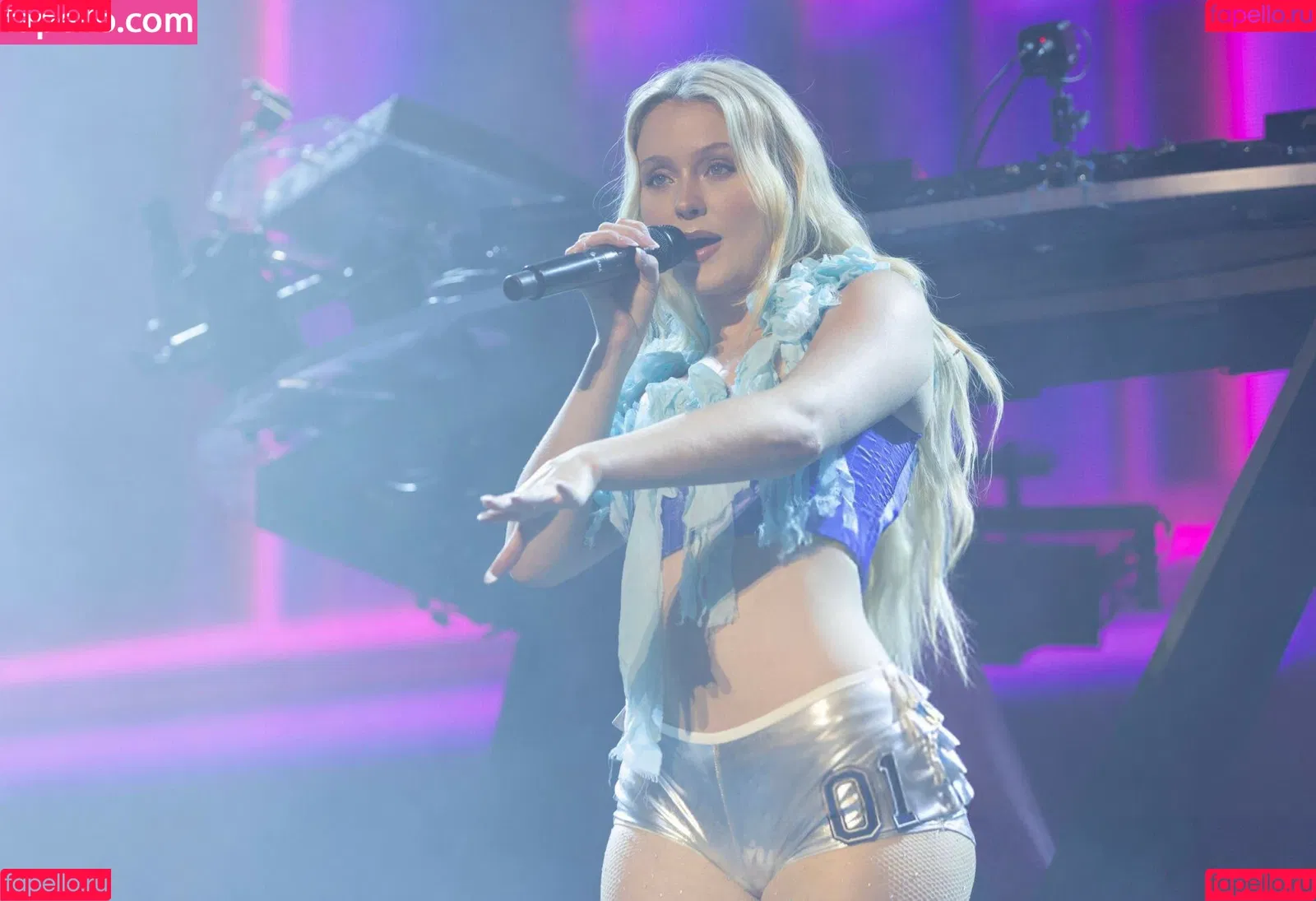Zara Larsson / zaralarsson Onlyfans Photo Gallery 