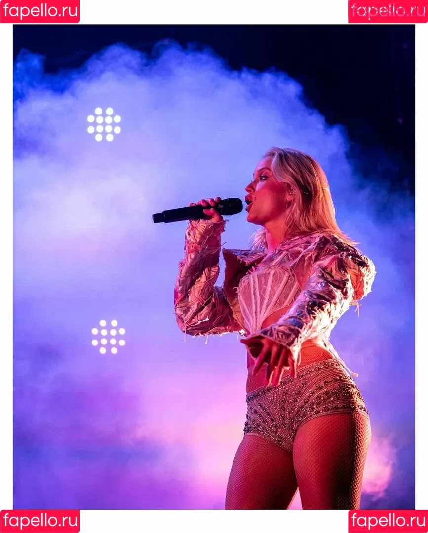 Zara Larsson / zaralarsson Onlyfans Photo Gallery 