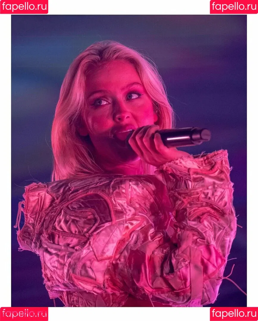 Zara Larsson / zaralarsson Onlyfans Photo Gallery 