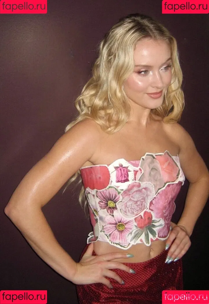 Zara Larsson / zaralarsson Onlyfans Photo Gallery 
