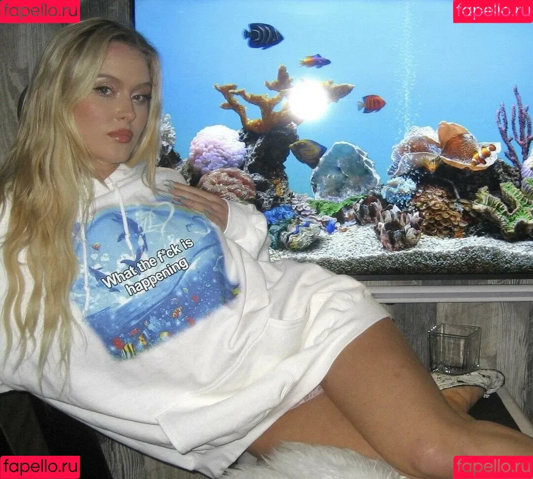 Zara Larsson / zaralarsson Onlyfans Photo Gallery 