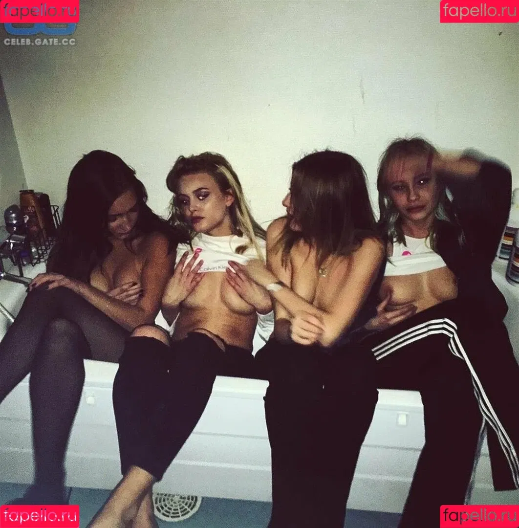 Zara Larsson / zaralarsson Onlyfans Photo Gallery 