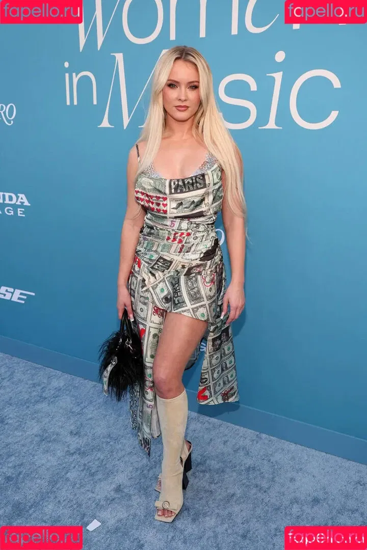 Zara Larsson / zaralarsson Onlyfans Photo Gallery 
