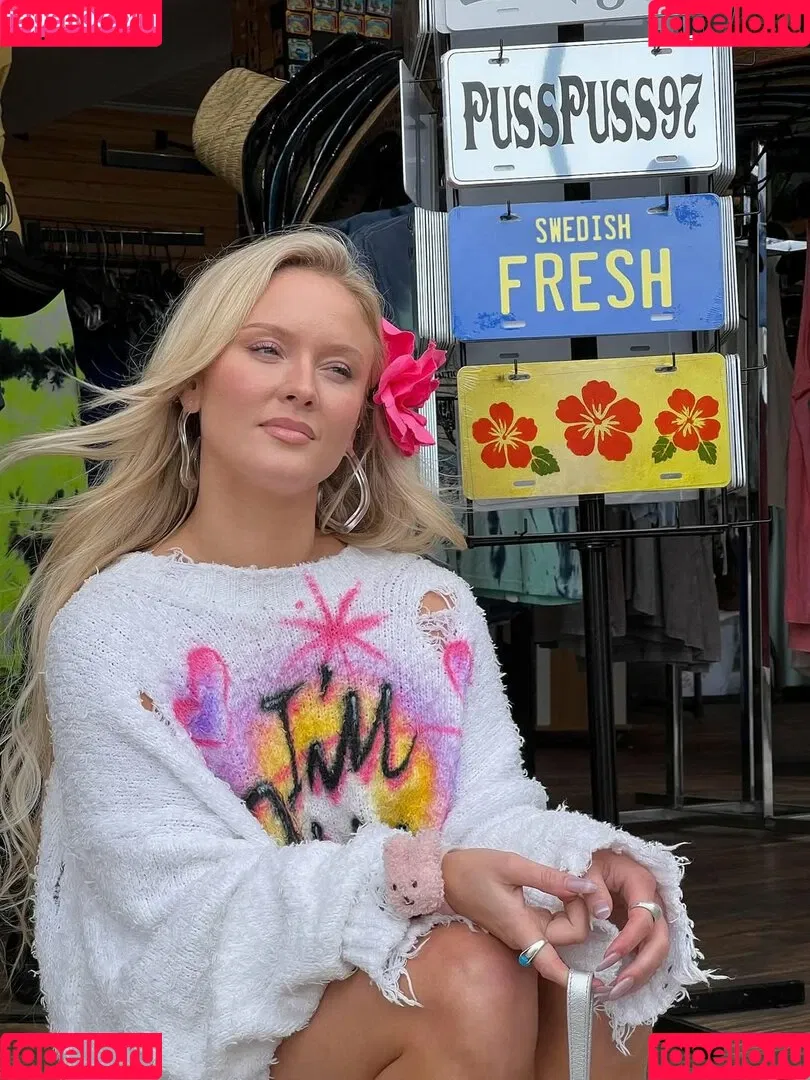 Zara Larsson / zaralarsson Onlyfans Photo Gallery 