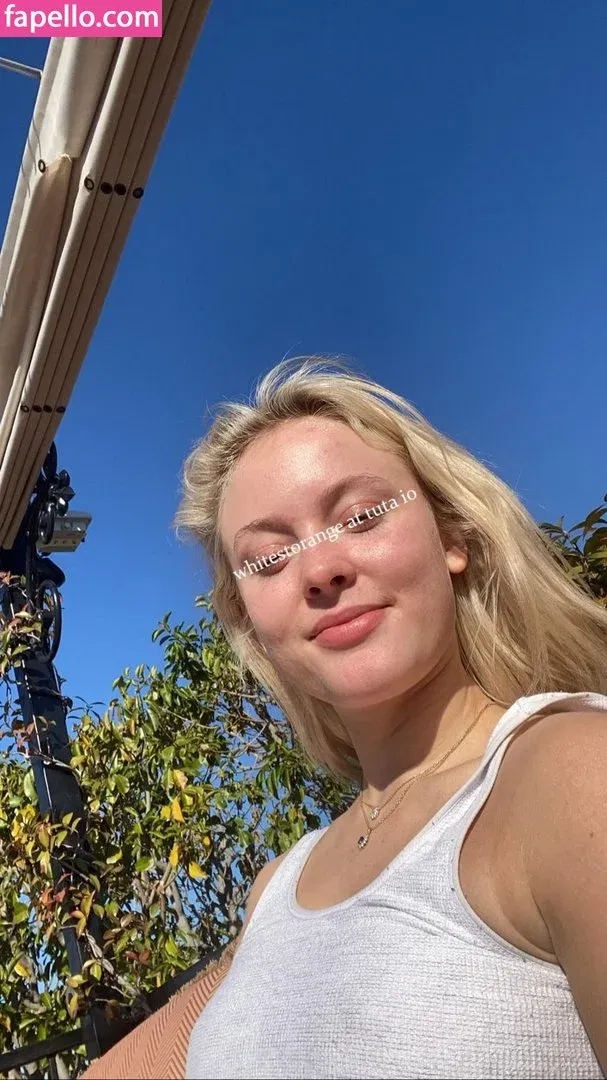 Zara Larsson / zaralarsson Onlyfans Photo Gallery 