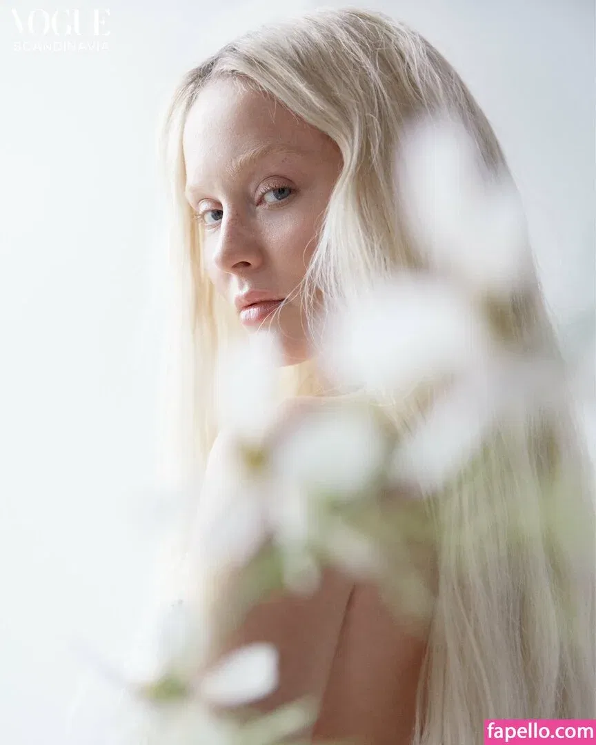 Zara Larsson / zaralarsson Onlyfans Photo Gallery 