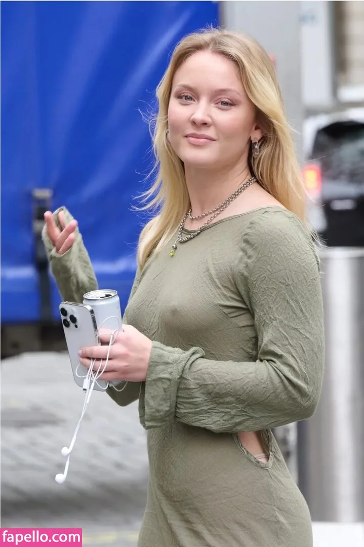 Zara Larsson / zaralarsson Onlyfans Photo Gallery 
