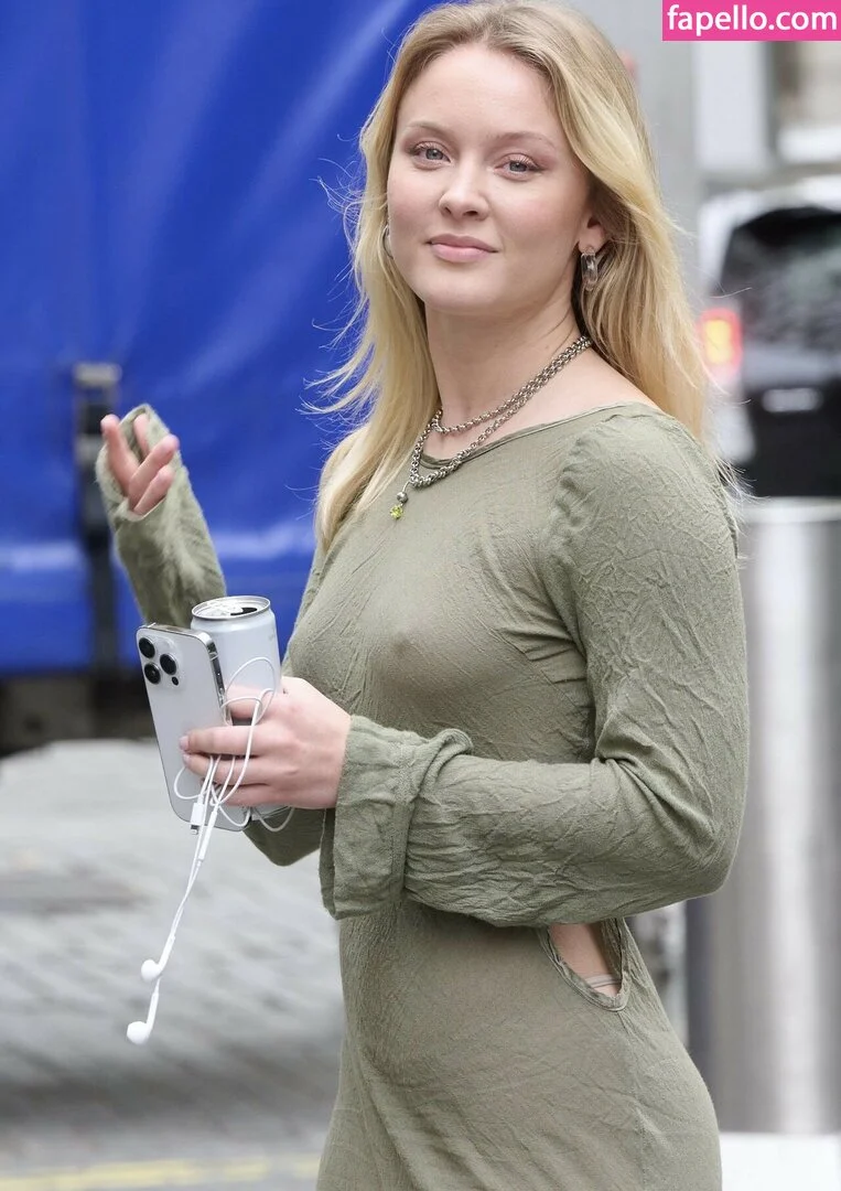 Zara Larsson / zaralarsson Onlyfans Photo Gallery 
