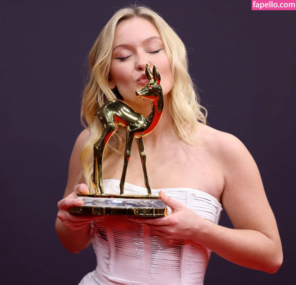 Zara Larsson / zaralarsson Onlyfans Photo Gallery 