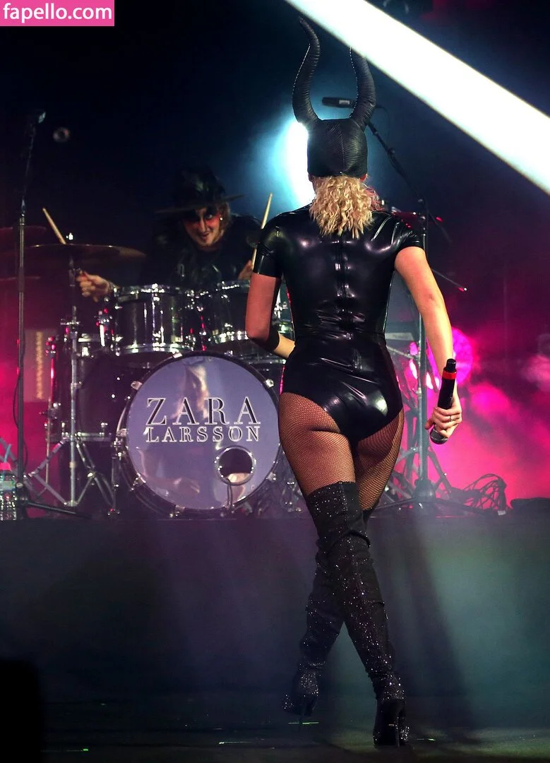 Zara Larsson / zaralarsson Onlyfans Photo Gallery 