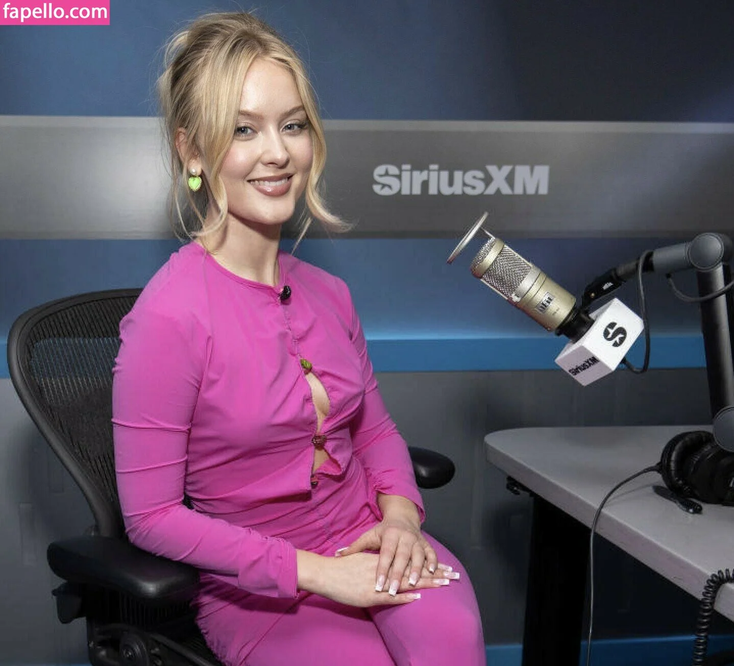 Zara Larsson / zaralarsson Onlyfans Photo Gallery 