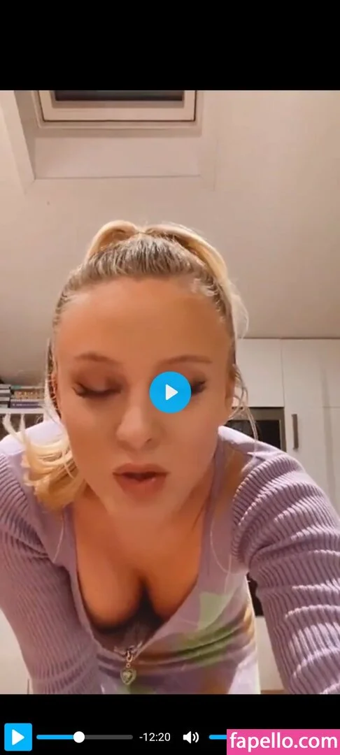 Zara Larsson / zaralarsson Onlyfans Photo Gallery 