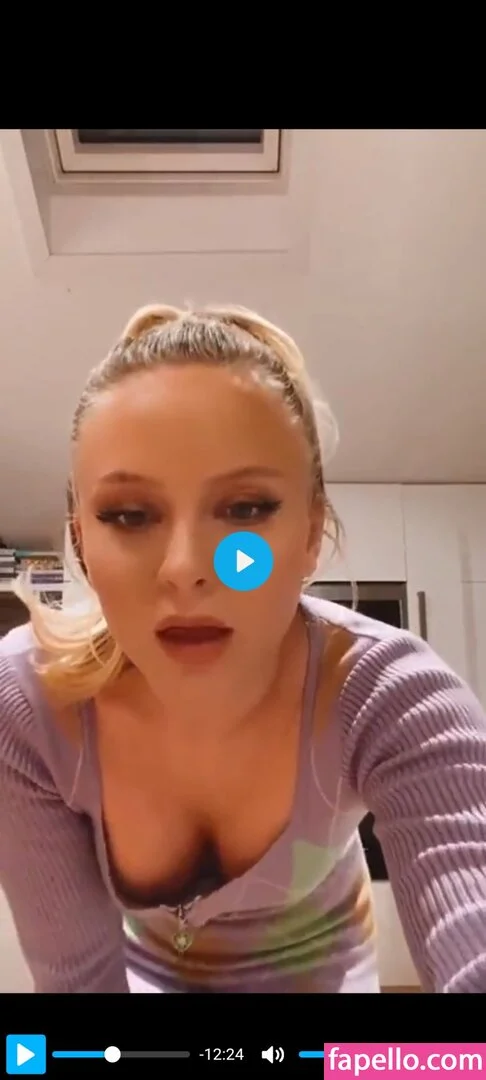 Zara Larsson / zaralarsson Onlyfans Photo Gallery 